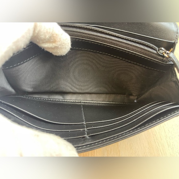 Authentic Gucci Black Marmot Wallet on Chain - Picture 9 of 13